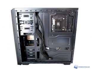 BitFenix-Nova-Window-41